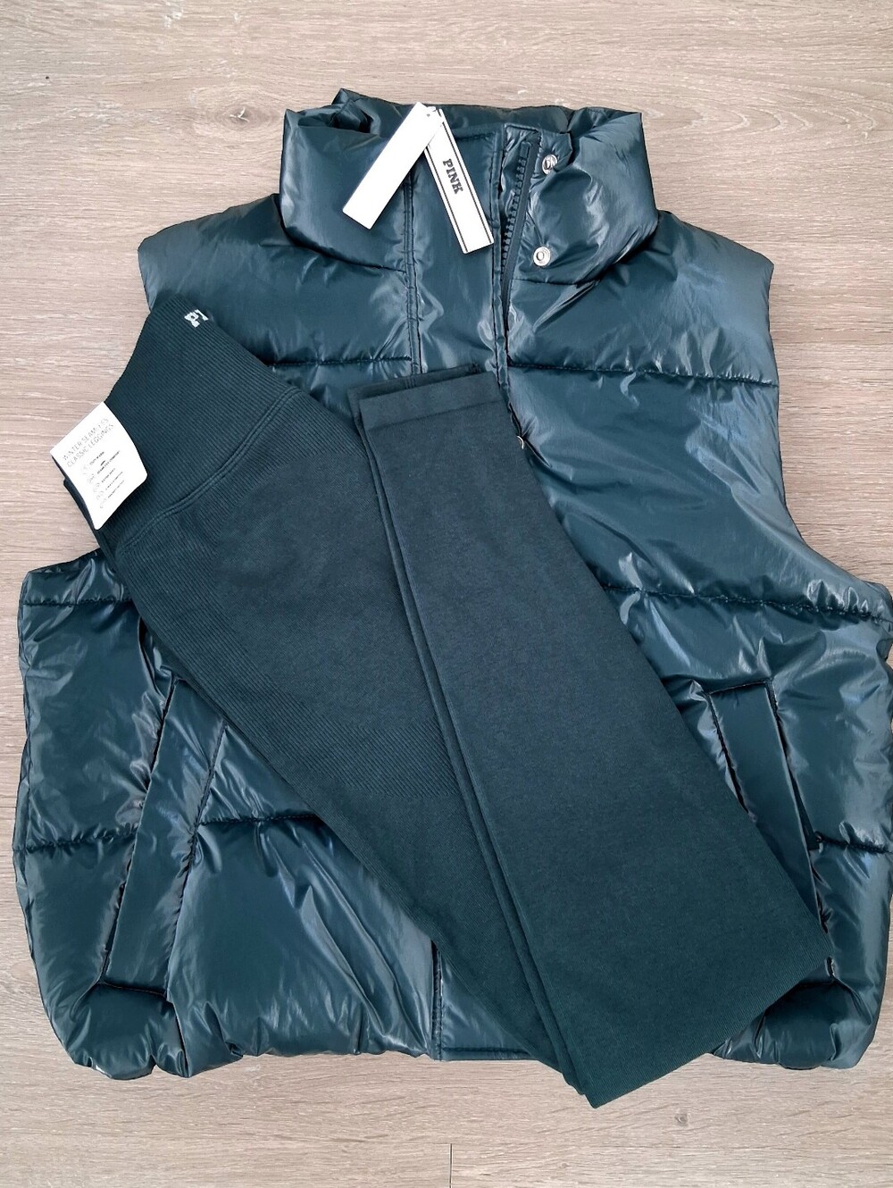 PINK Victoria's Secret Puffer Vest & Winter Classic Lrggings Set